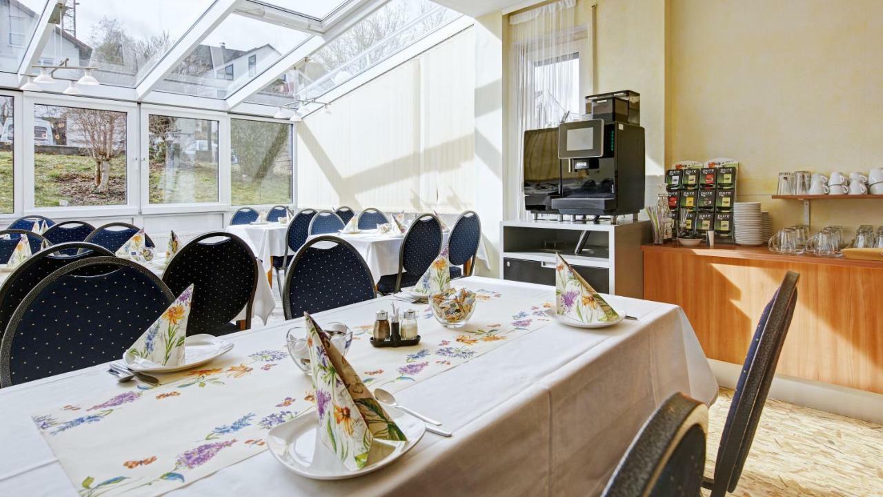 Airport-Hotel Stetten Лайнфелден-Ехтердинген Екстериор снимка