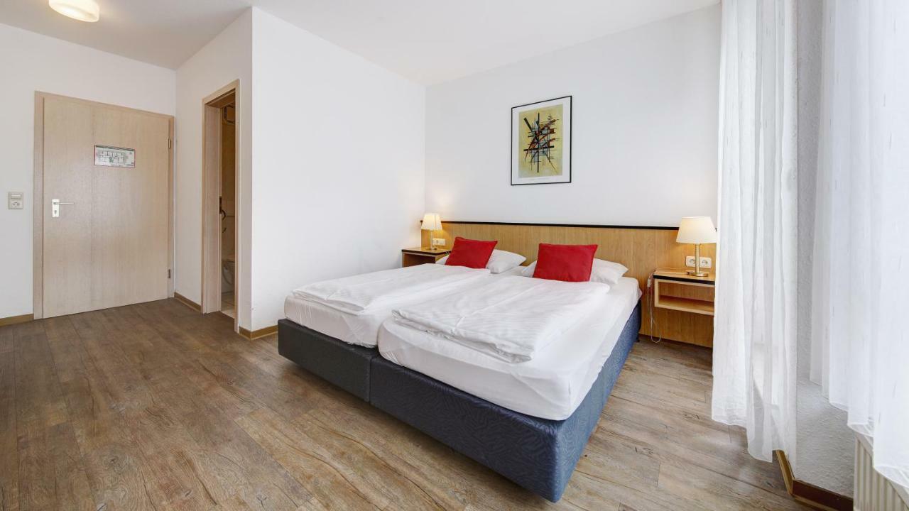 Airport-Hotel Stetten Лайнфелден-Ехтердинген Екстериор снимка