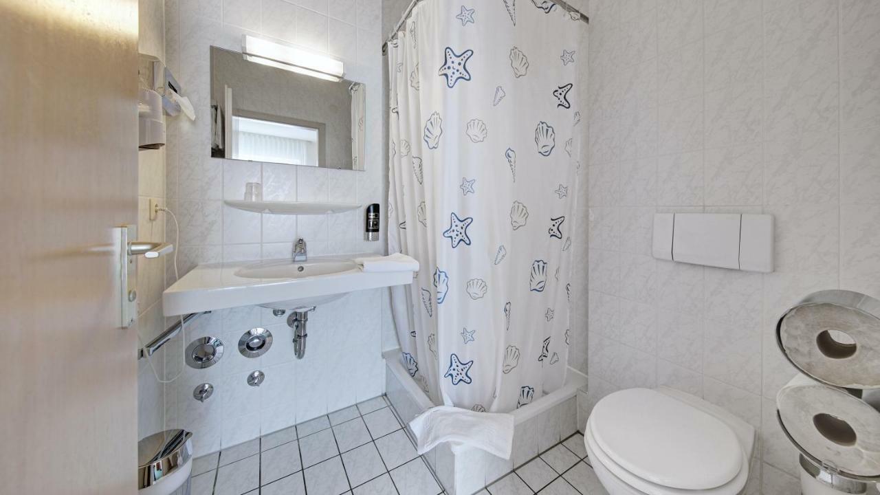 Airport-Hotel Stetten Лайнфелден-Ехтердинген Екстериор снимка